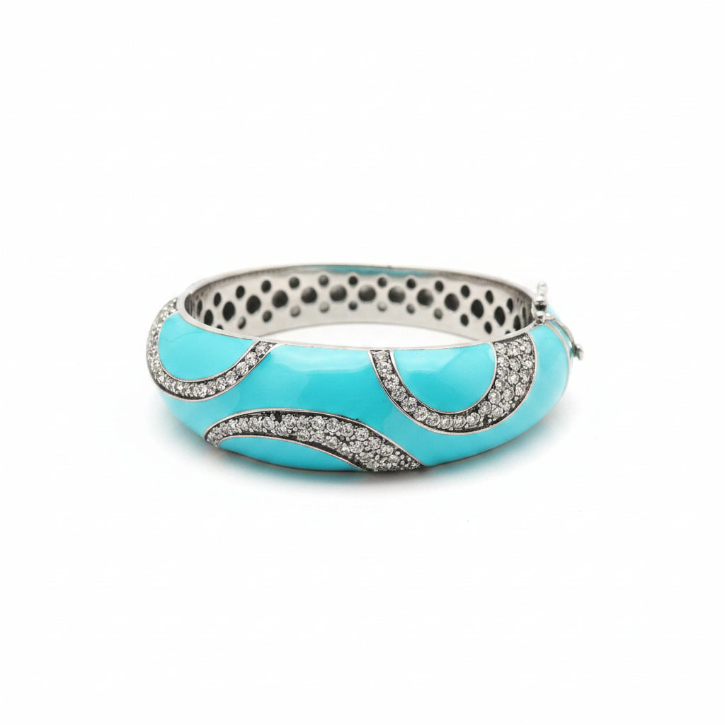 Bracciale Onde Turchese Collezione Notte Tropicale – vista frontale con motivo a onde in smalto e zirconi