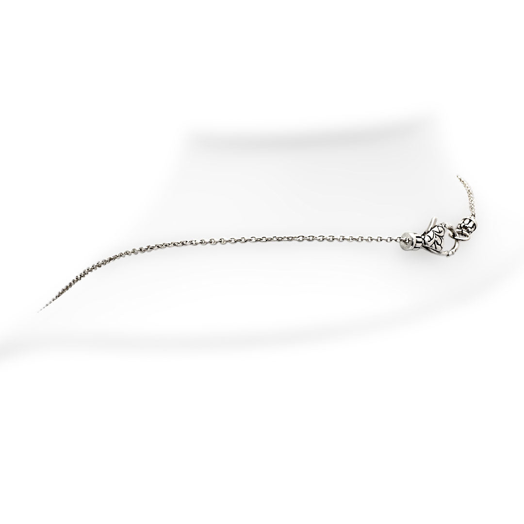 Collana Sisik Balinesia, vista laterale profilo con catena rolo in argento 925 e chiusura moschettone balinese