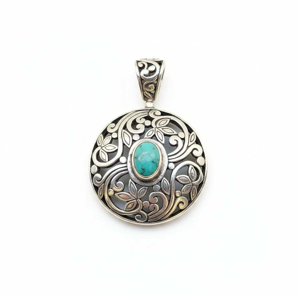 iondolo Mandala Turchese Balinesia, vista frontale, argento 925 ossidato traforato con turchese naturale a cabochon, Collezione Viaggio a Celuk