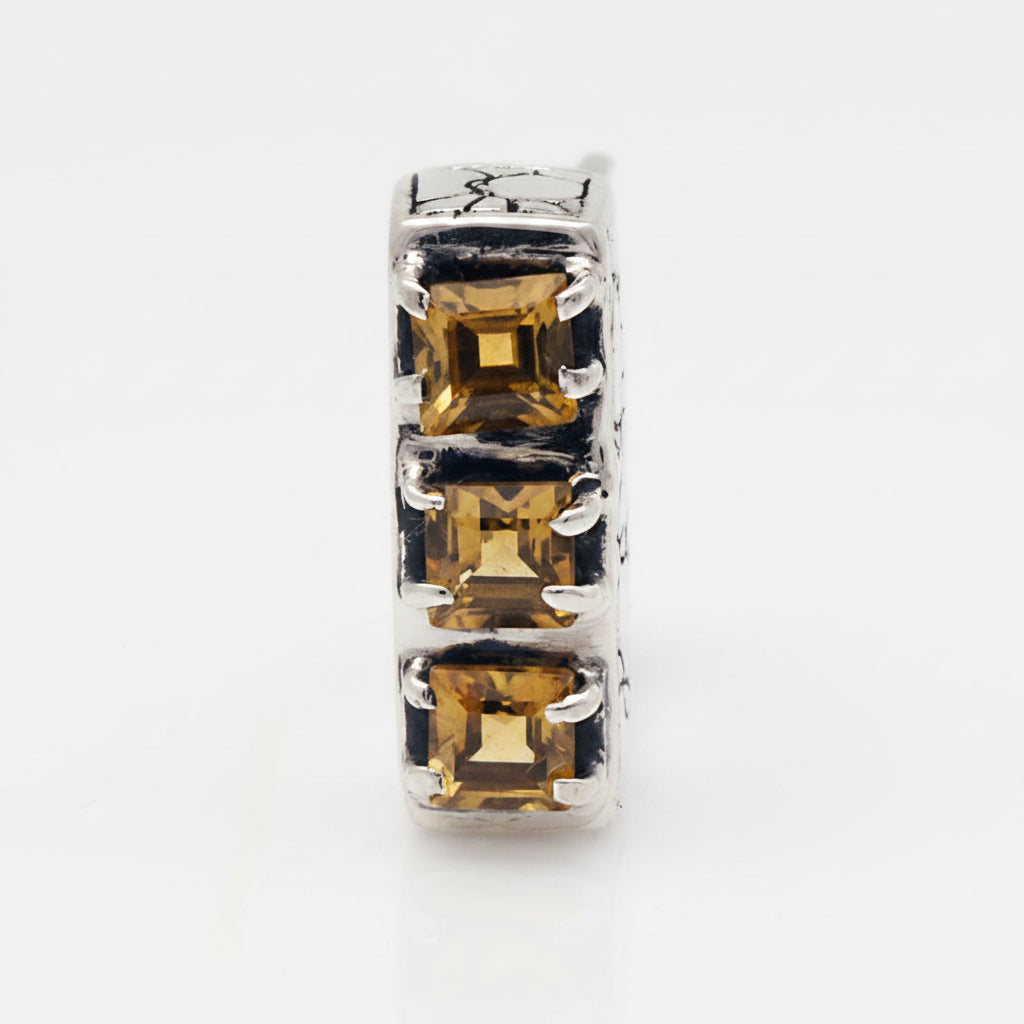 Orecchino singolo argento 925 citrino quadrato – Collezione Crocodile Balinesia – vista laterale